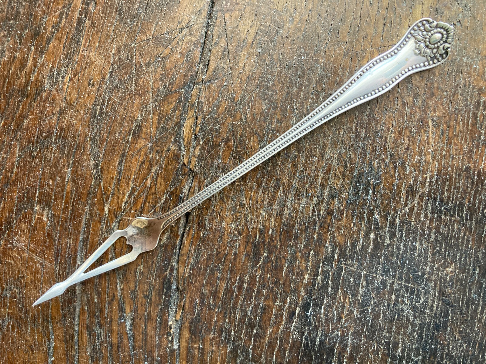 Antique Sterling KNOWLES LEXINGTON 1900 Butter Pick No Mono UNUSUAL!