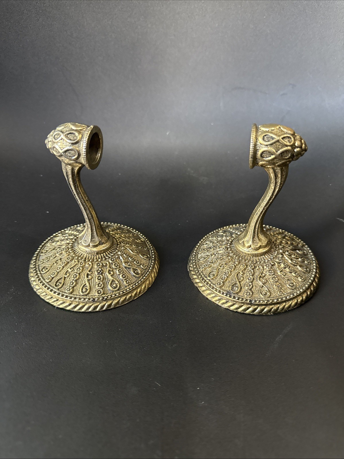 Vintage 1968 AMER. TACK & HDWE CO Dowel Holder #D2404 For Towels Etc