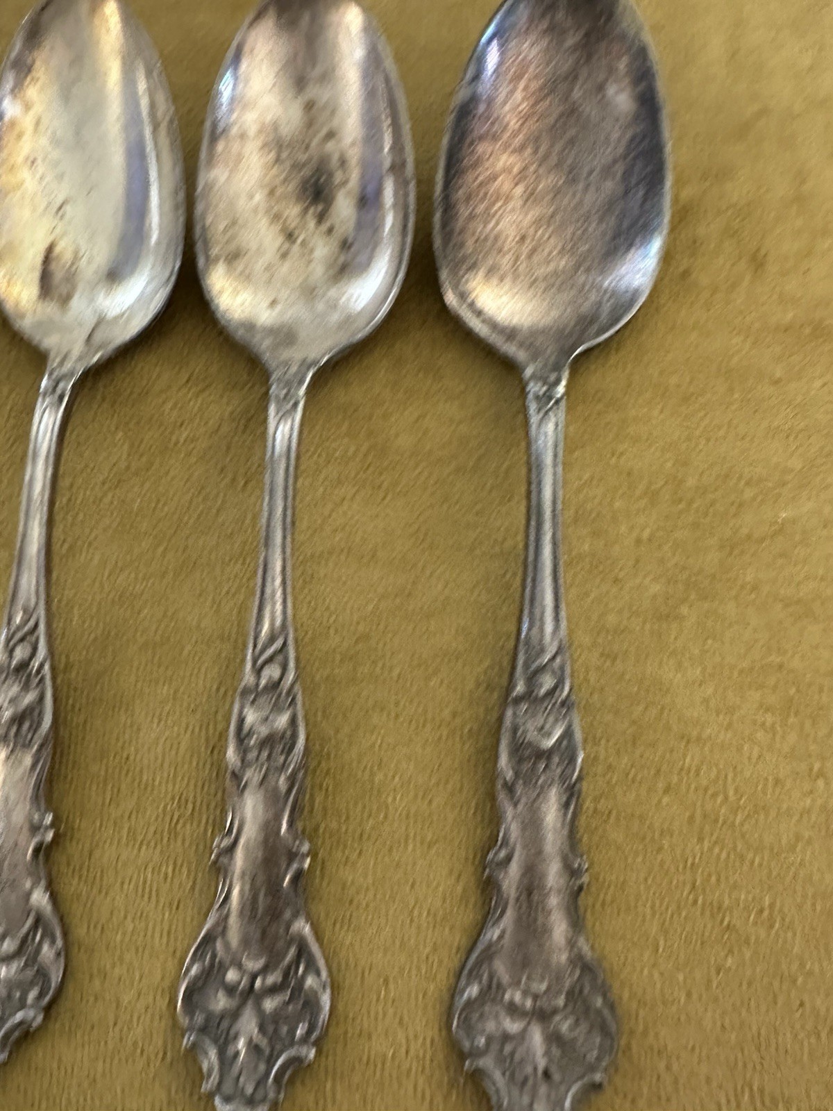 CHARTER OAK 3 Table Serving Spoons+knife 1906 Rogers Silverplate W/Monograms