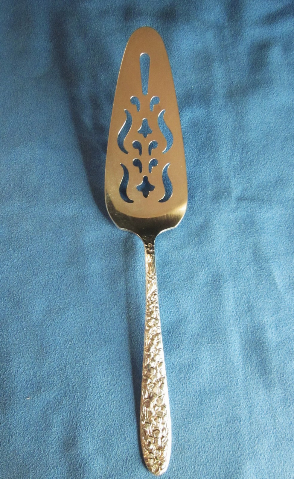 Vintage Narcissus Silver Plate Pie/Cake Server by National Silver Company 1935