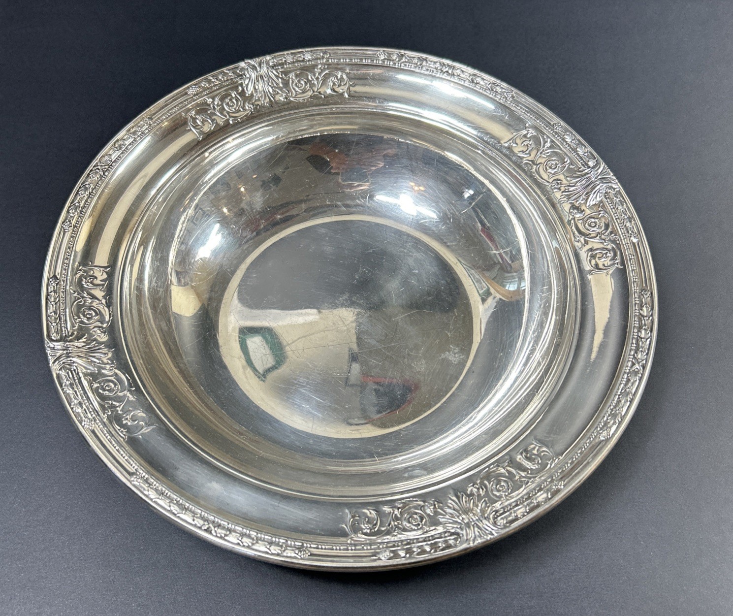 Vintage Wilcox International Silver silver plate tray Bowl Plate 10”