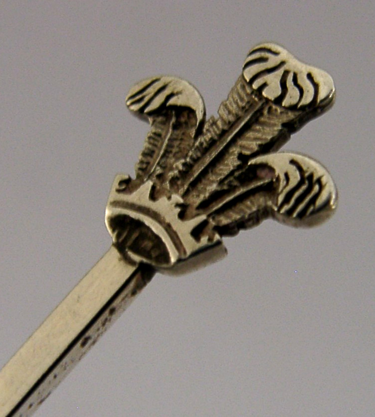 STERLING SILVER PRINCE KING CHARLES FEATHERS NORMAN CHERRY KELSO SPOON 1981