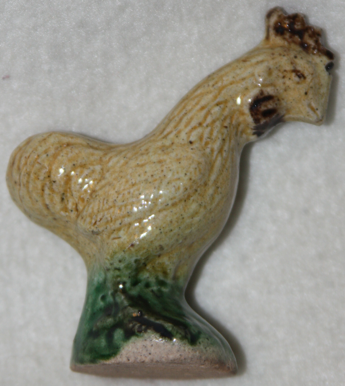 Chinese 1880s Yellow Glazed Earthenware Miniature Chicken Figure
