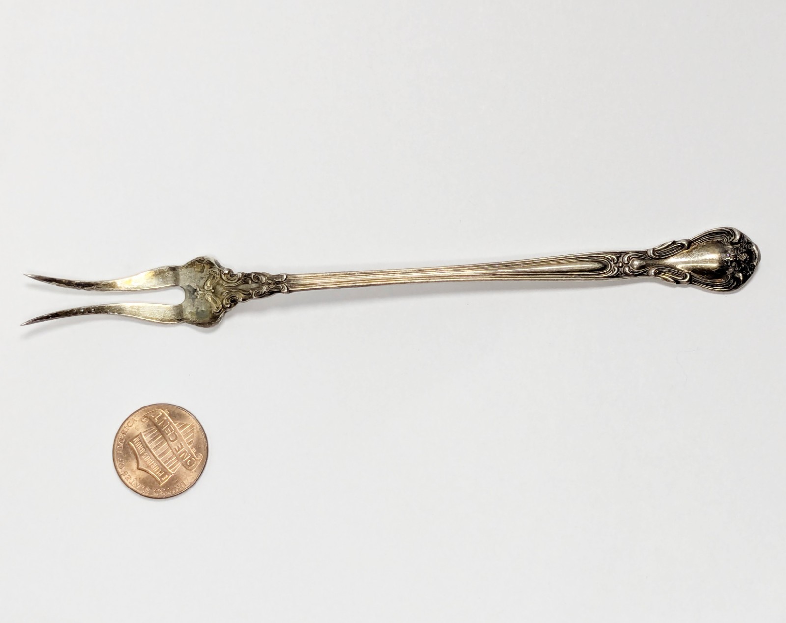 Gorham Chantilly Sterling Silver Two-Tine Butter Pick No Mono Not monogrammed