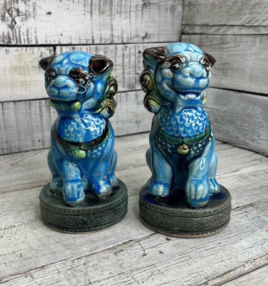 VINTAGE PORCELAIN TURQUOISE FOO DOG FIGURINES PAIR 2 MCM JAPAN AS IS READ 🩵