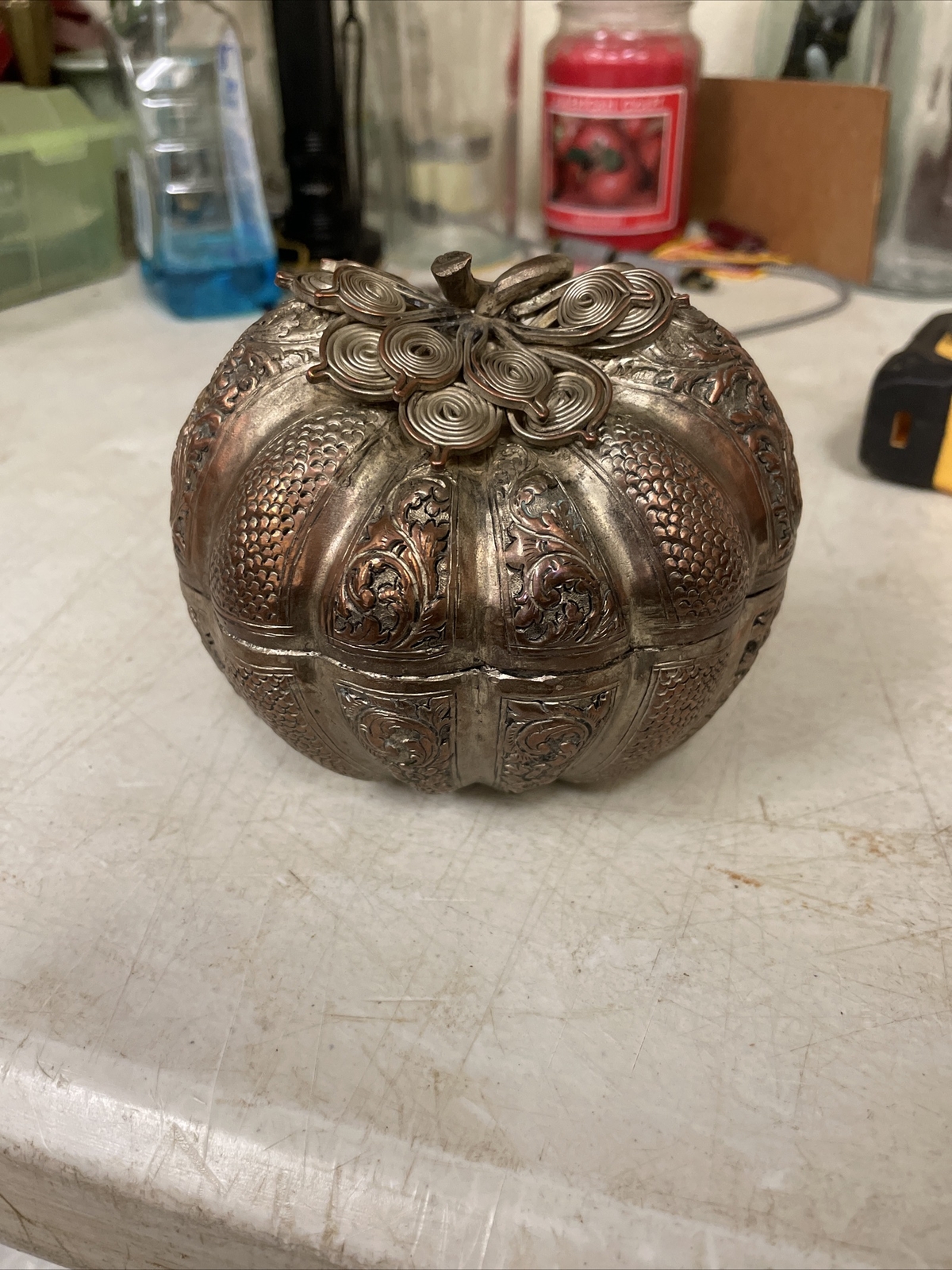 Large vintage copper Cambodian betel nut box-repose Pumpkin