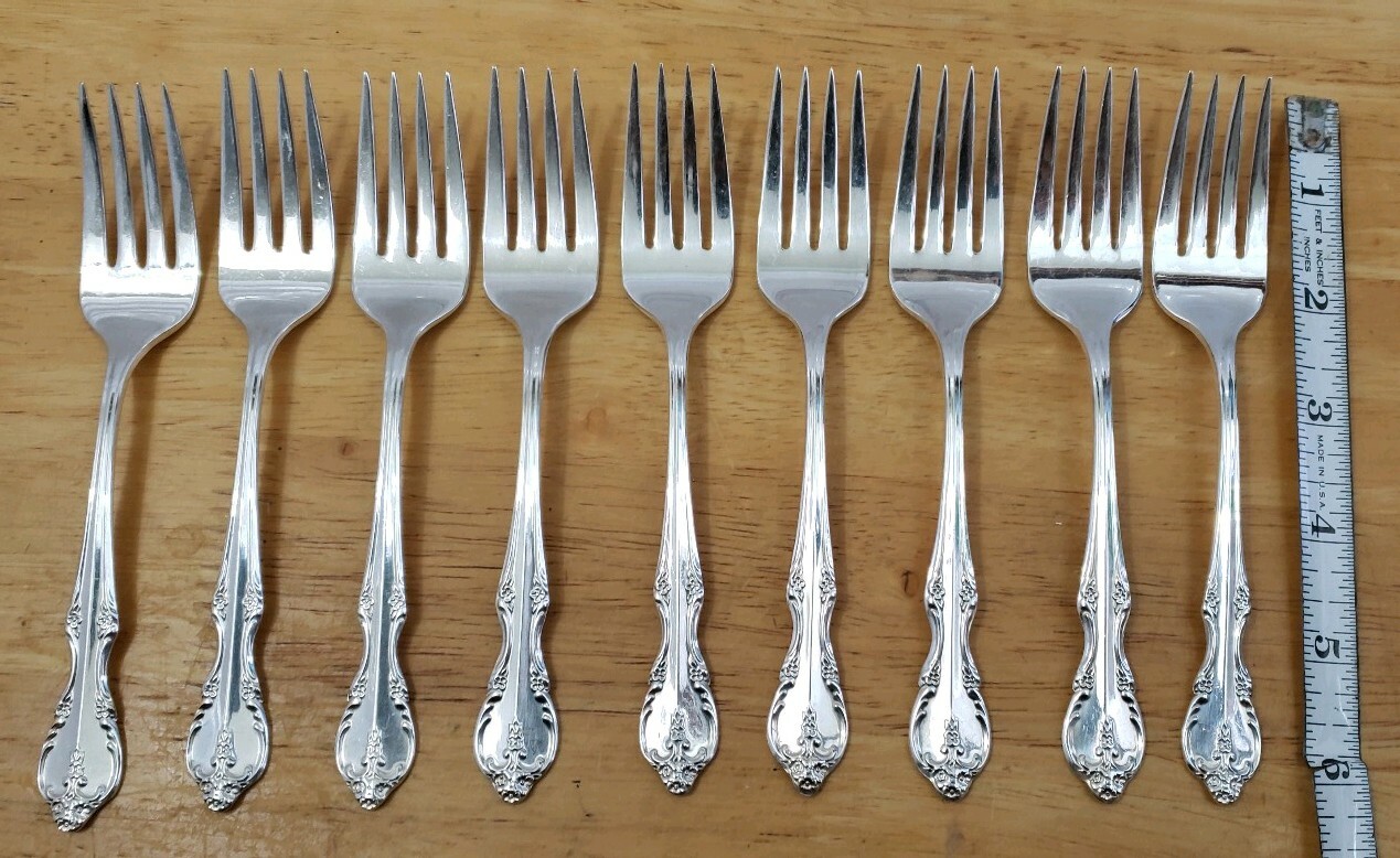 LOT OF 9 VINTAGE 1962 SOUTHERN SPLENDOR PATTERN SILVERPLATED SALAD FORKS