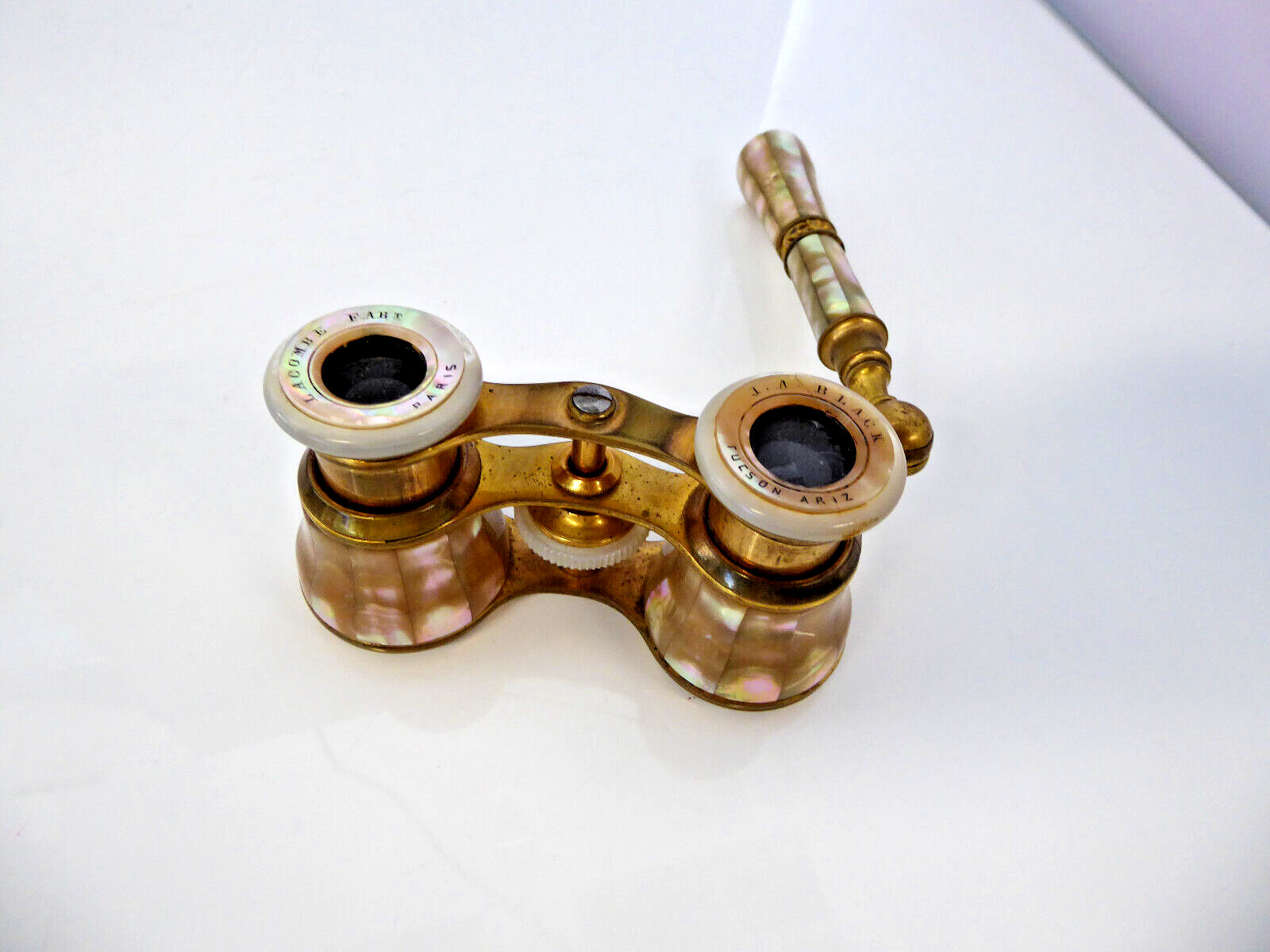 C. 1900 Lacombe Fabt Paris Mother of Pearl Opera Glasses w/ Handle