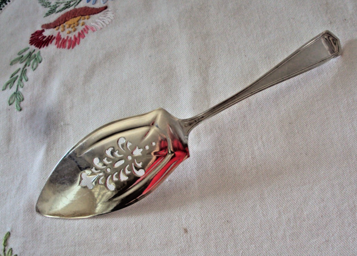 Sterling DEVONSHIRE Jelly Cake Server by International c. 1914 No Monogram VGC