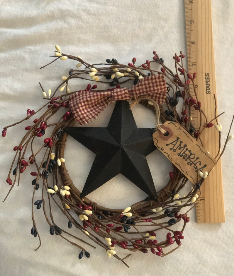DLCC~Americana 7” Pip Berry ring W/ 5.5” Black Metal Star decor Homespun Bow