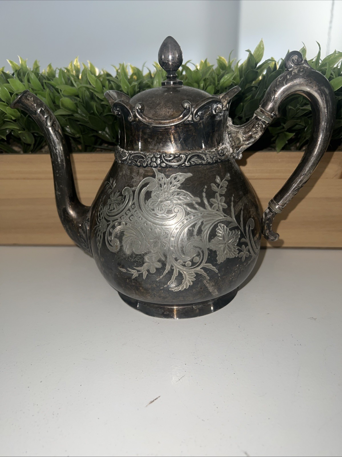Antique Ornate Rogers Smith & Co Meriden CT Silver Plate Tea Pot No. 2001-6 USA