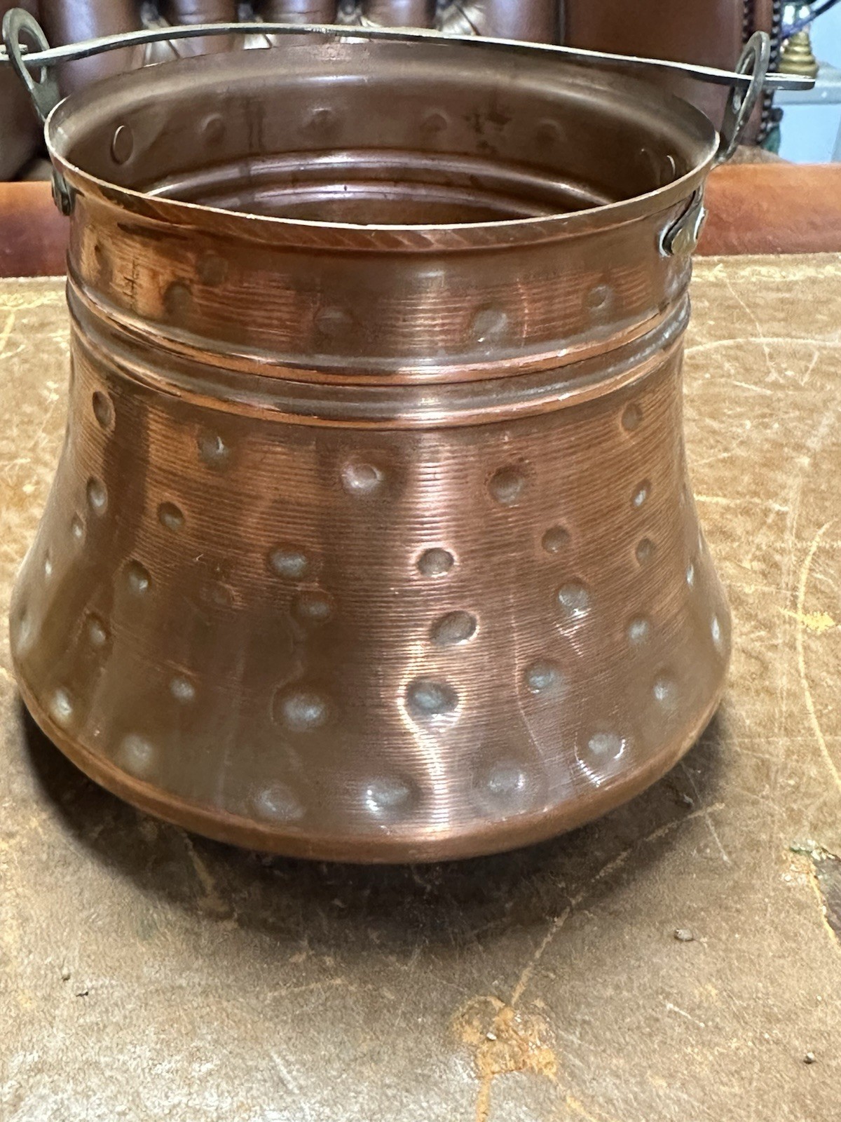 Antique Pair Of Hammered Copper Cauldron Pots With brass Handles 15×12&5x7cm