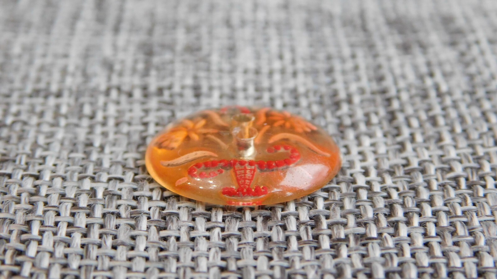 Antique Vtg Lucite Button Reverse Painted Flowers Aprx: 11/16″ #425-A