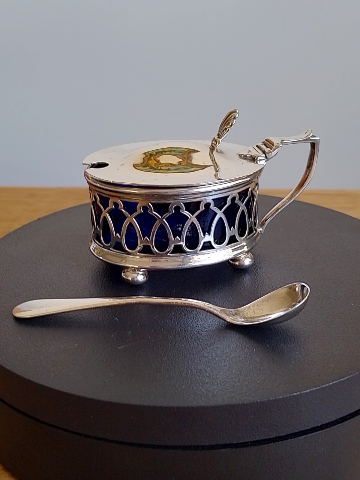 Superb Gorham Manufacturing Co 1919 Sterling Mustard Pot Blue Liner Gorham Spoon
