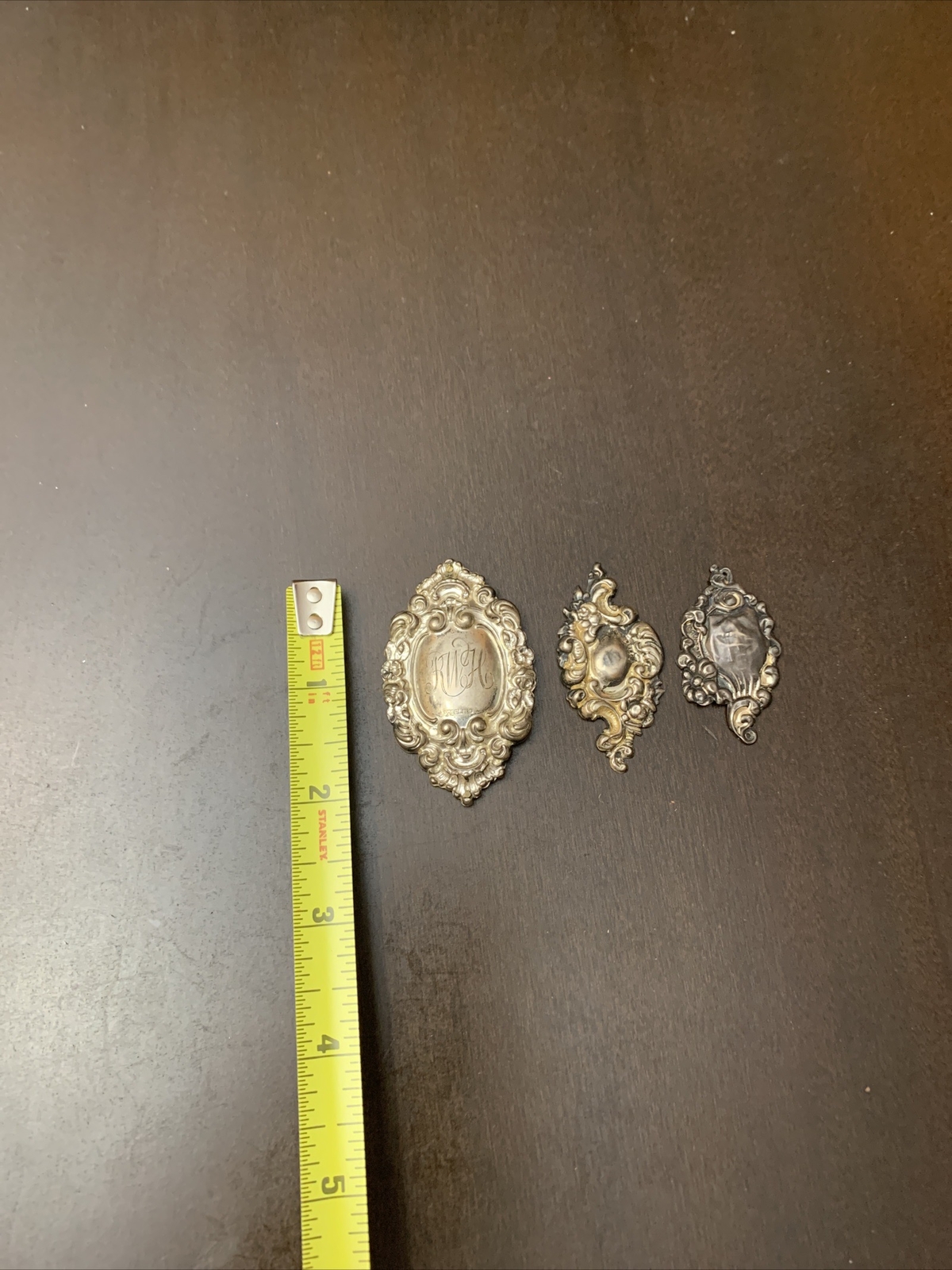 Antique Sterling Silver Victorian Repousse Letter Clip Lot 7g