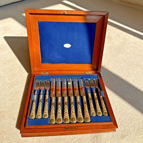 Antique Victorian 24 Piece Gold Cutlery Canteen Martin Hall 1868 Mahogany Box
