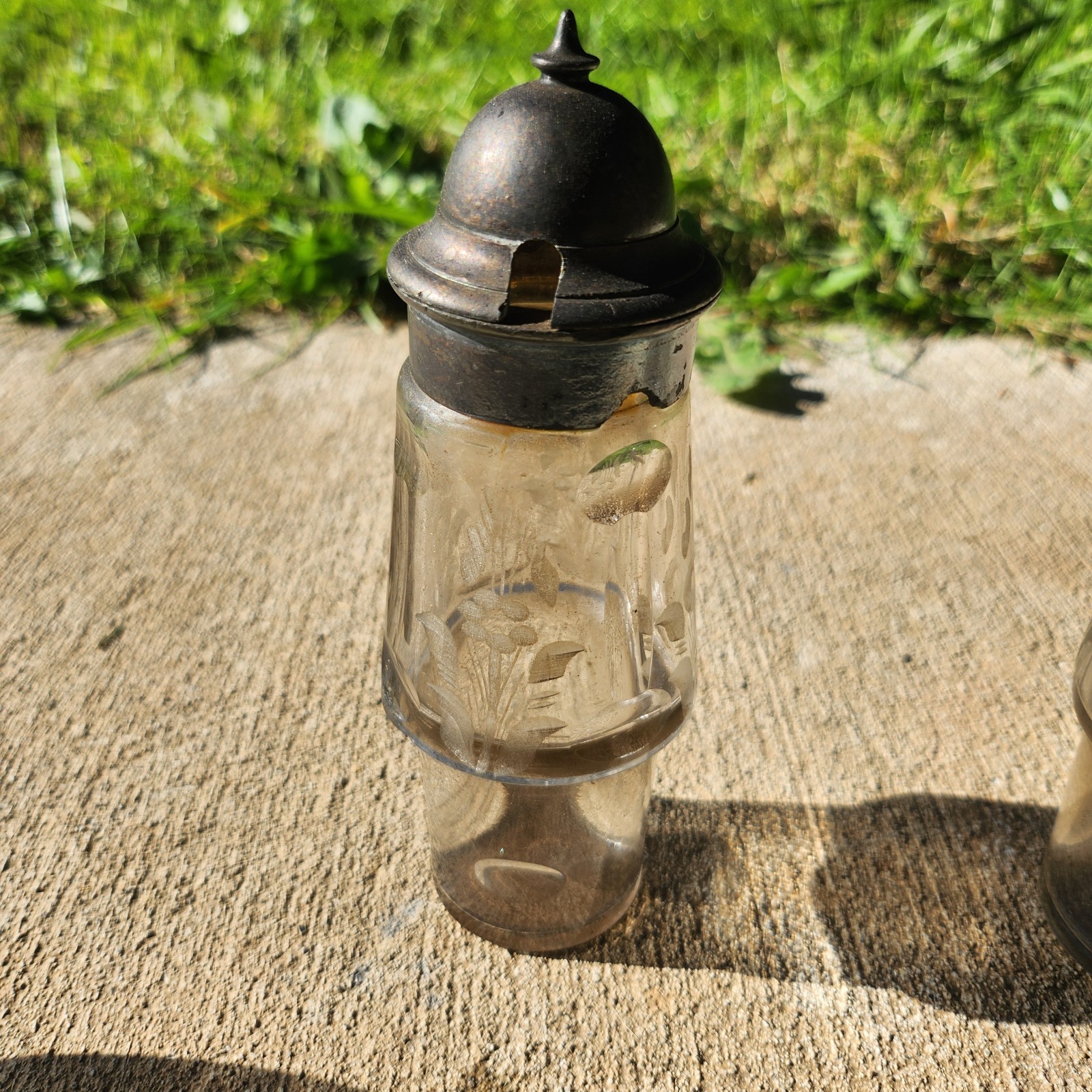 CASTOR CONDIMENT SET REVOLVES ETCHED GLASS METAL 19c ANTIQUE VICTORIAN Cherub