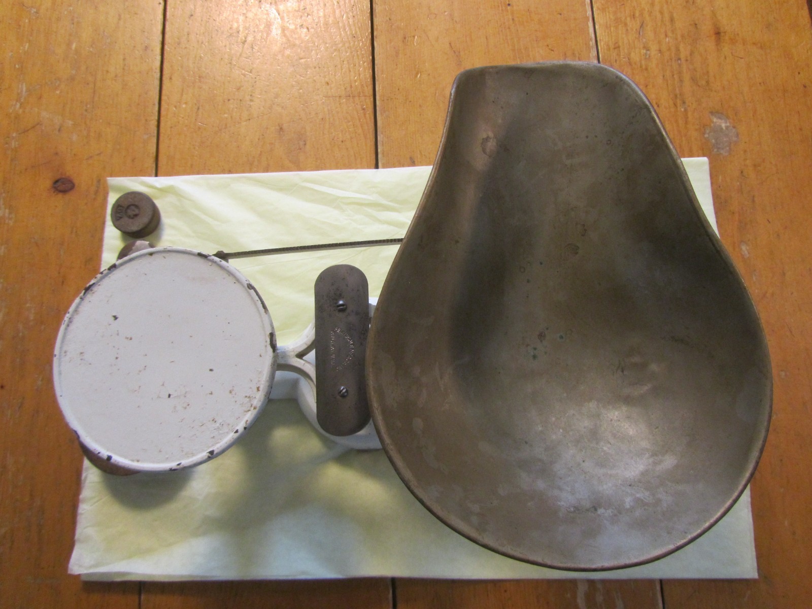Vintage Antique Penn bakers scale works great brass scale bar 0-16