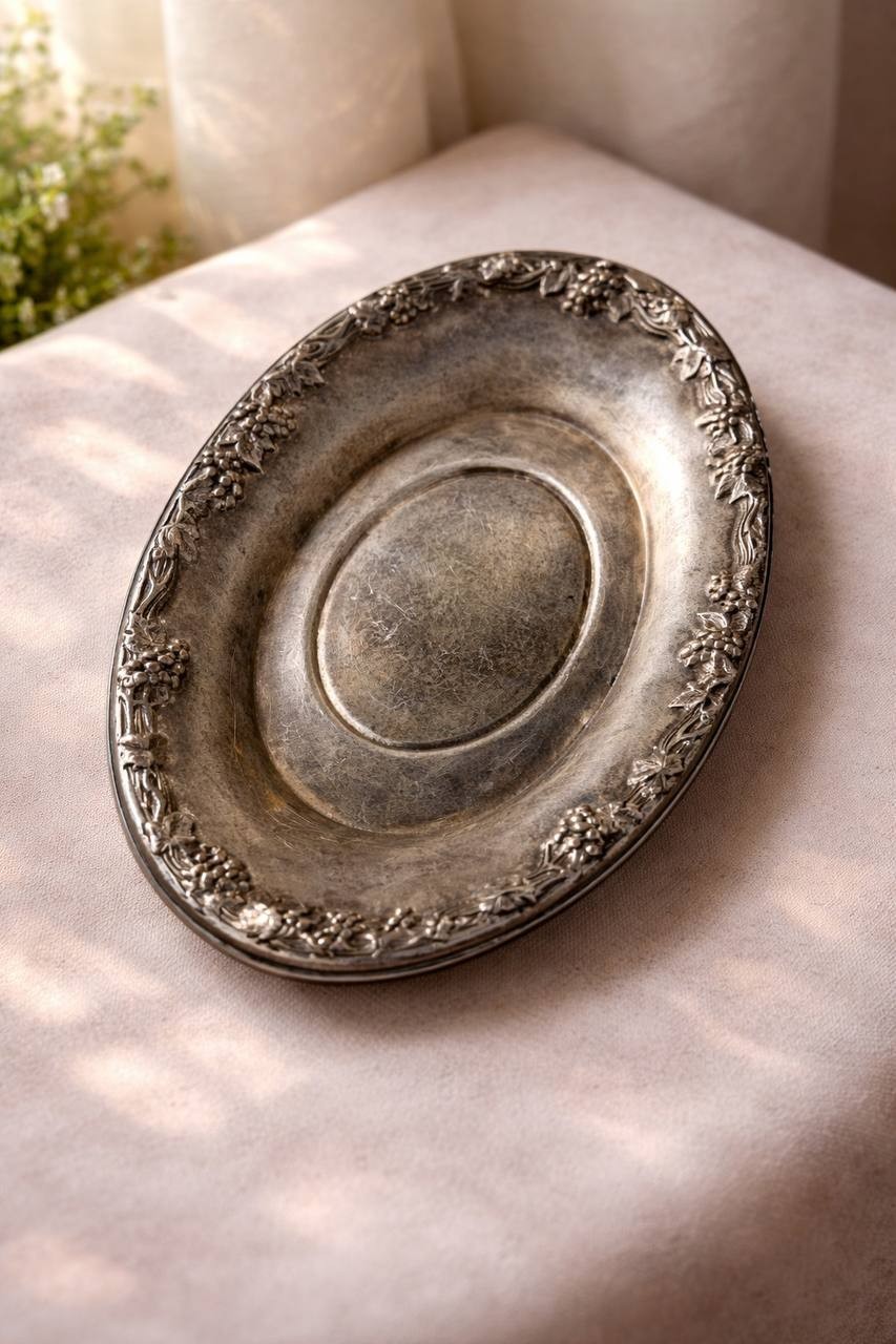 Vintage Silverplate Oval Bread Meat Serving Platter Ornate Grape Border Tray