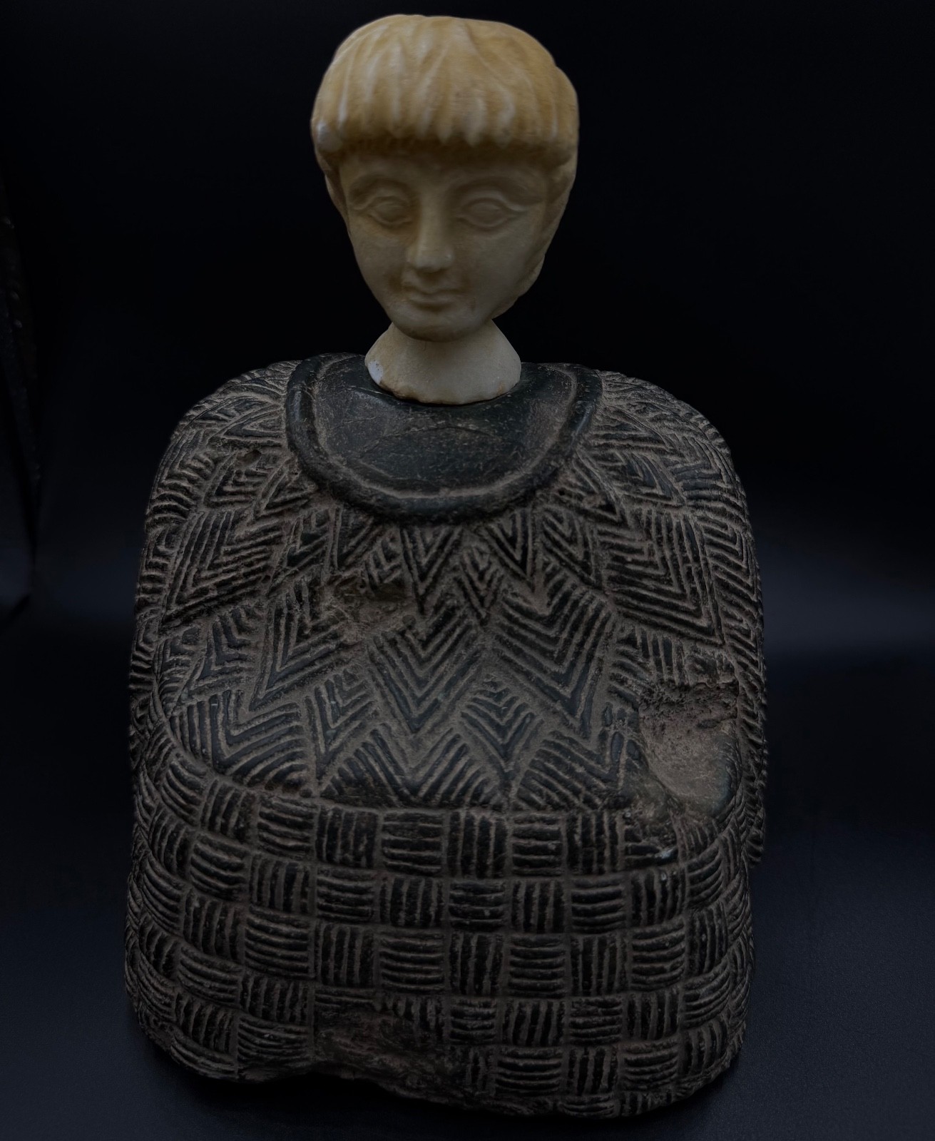 Ancient Bactrian Idol Bactria Chlorite Stone Composite Prince Statue 5 kg