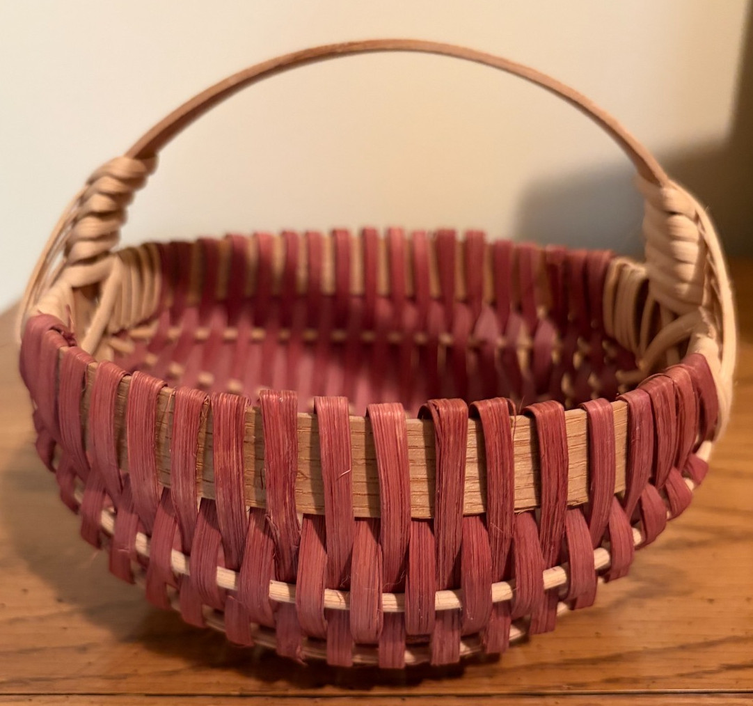 Woven Buttock Basket 6.5″ D, Vintage Mauve ’94 or ’99