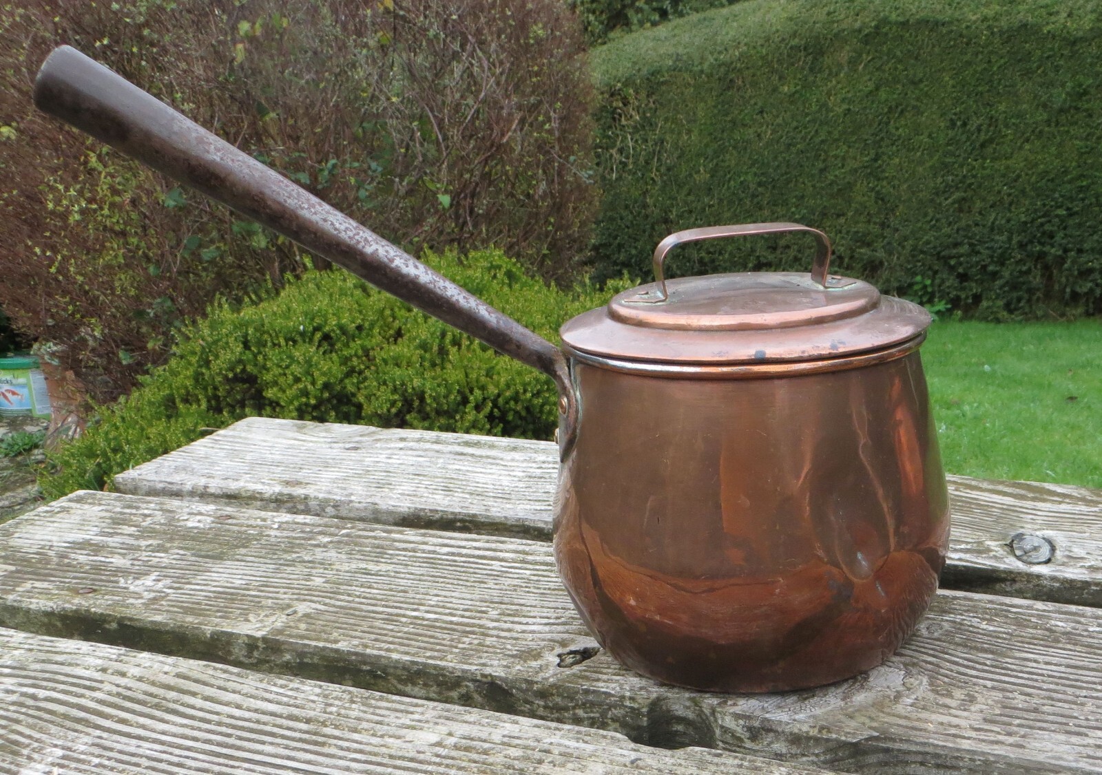 Antique Benham & Froud Victorian Rounded Copper Saucepan with Lid – 9 1/2 Pint