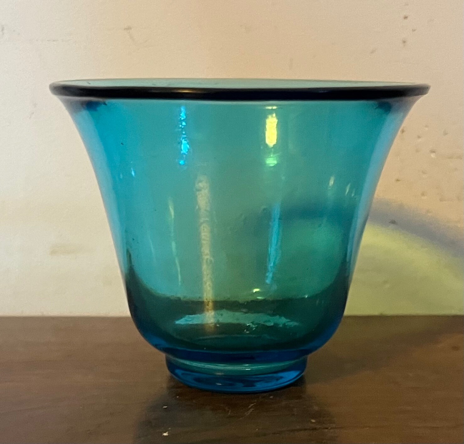 Antique Chinese Export Peking Glass Tea Wine Cup Sea Foam Green