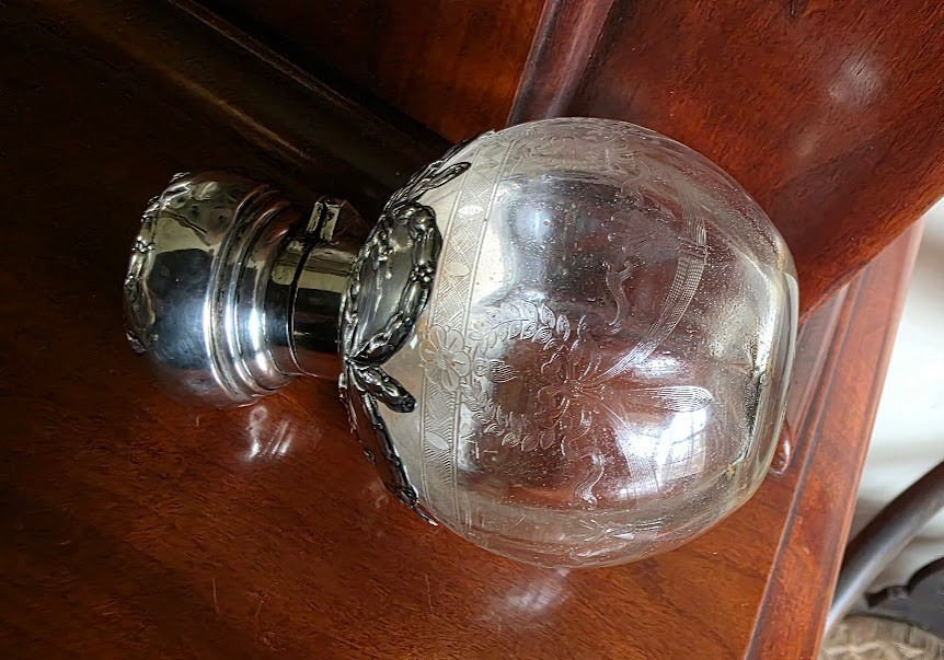 Remarkable Sterling Perfume Bottle Ribbons Bows & Swags J & W Deakin, Sheffield
