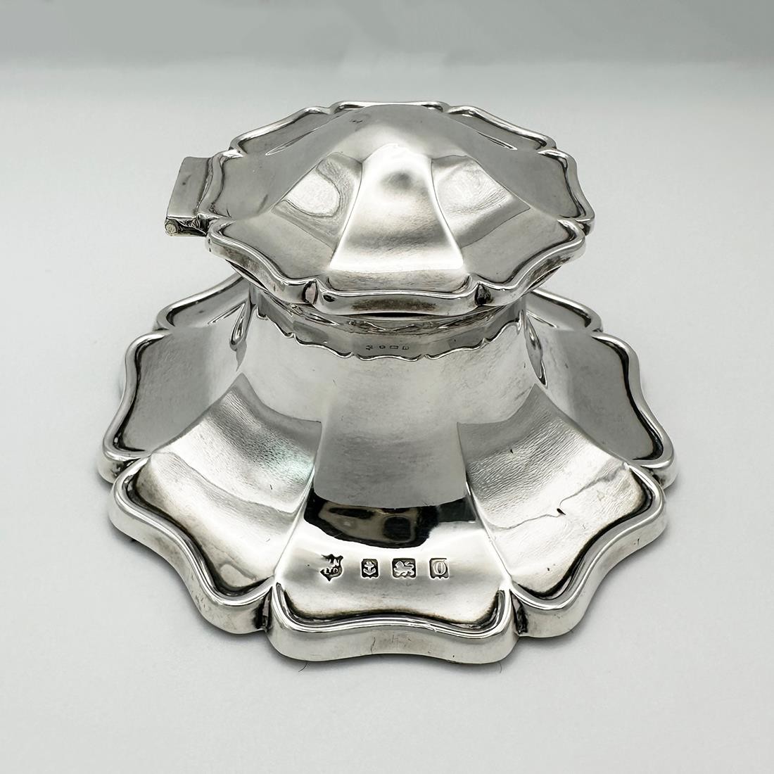 ANTIQUE INKWELL STERLING SILVER BIRMINGHAM 1913 WILLIAM NEALE & SON