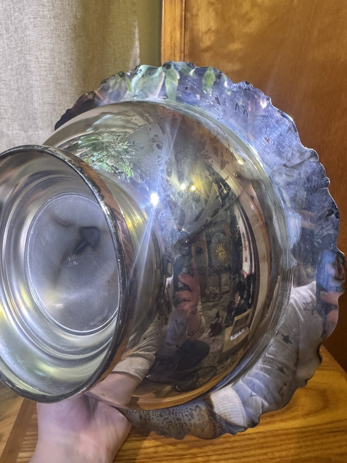 Vintage Oneida Silver Plated Serving Bowl with Lid And PYREX 1.5 qt Bowl Insert