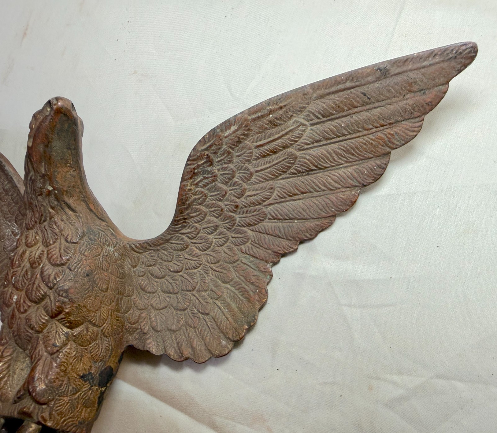 antique solid brass bronze open winged American eagle bird heavy flag finial