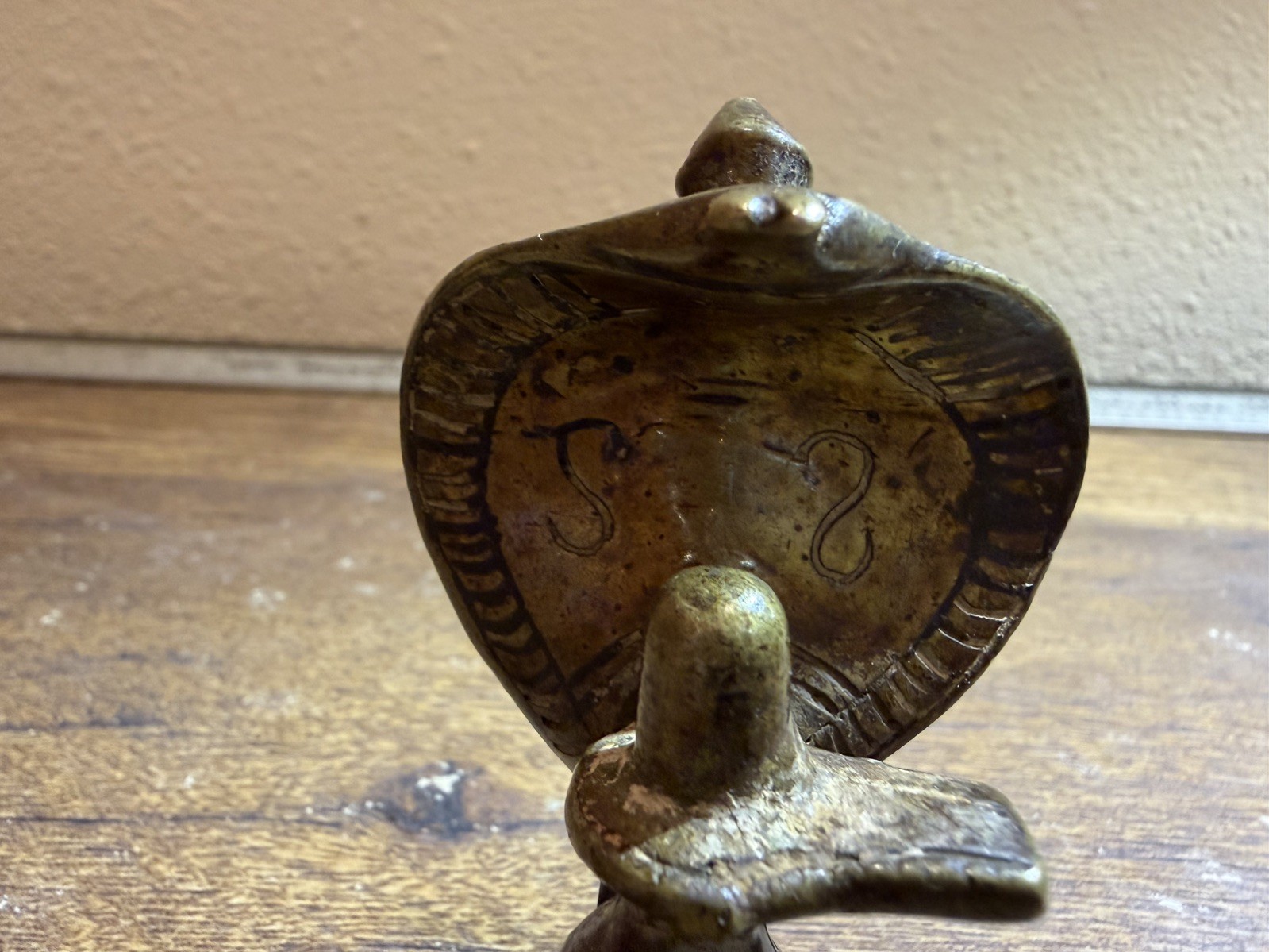 BRONZE SHIVALINGAM , COBRA NANDI , FINE A3