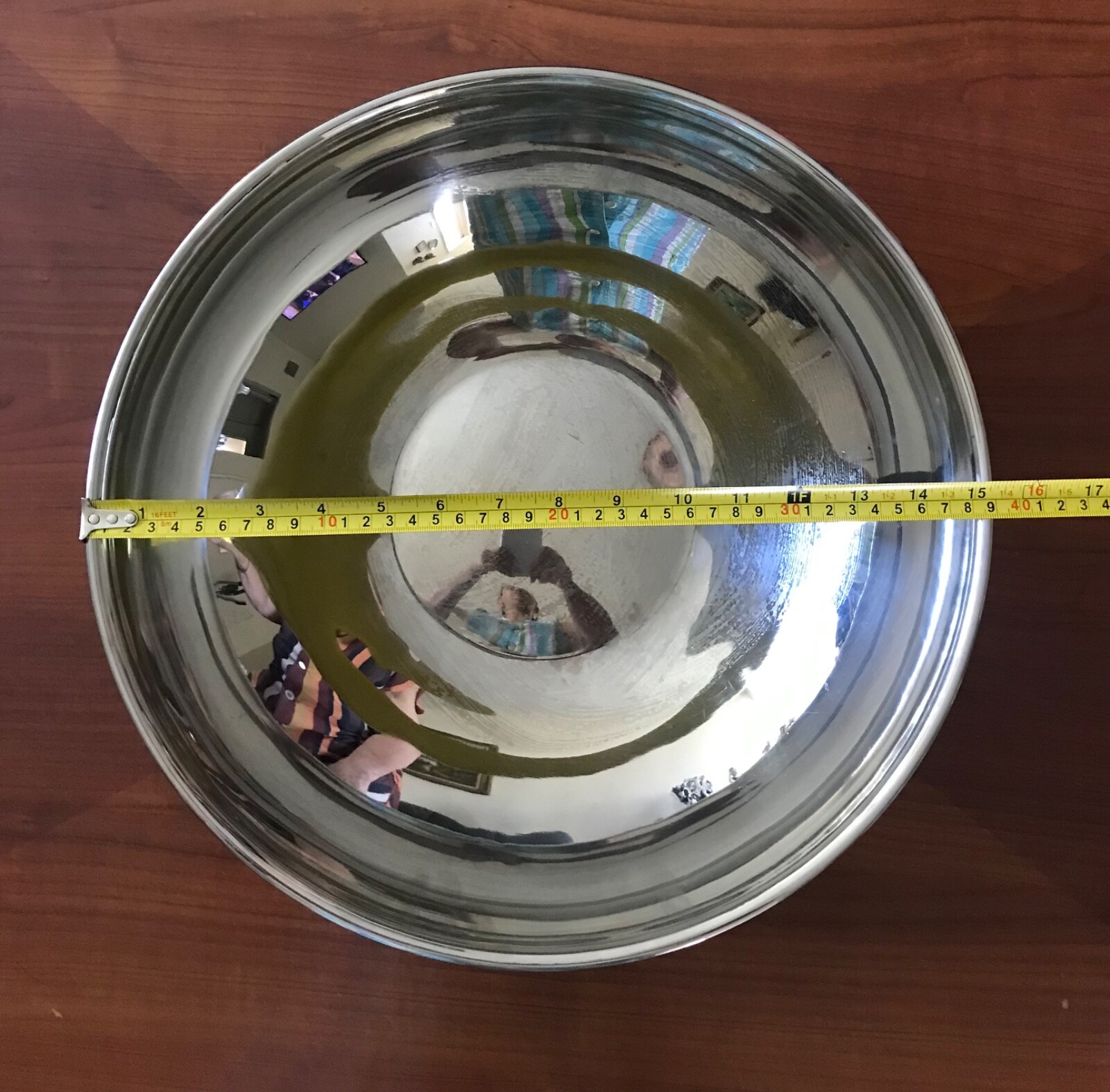 Oscar De La Renta Lunt Home Mother of Pearl Bowl 15 inches diameter