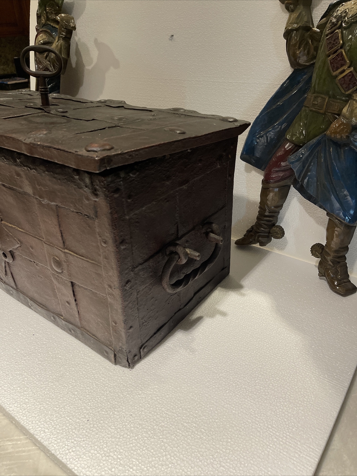 ARMADA STRONG BOX NUREMBERG TREASURE CHEST 1600’s PIRATE GOLD COINS SHIPWRECK