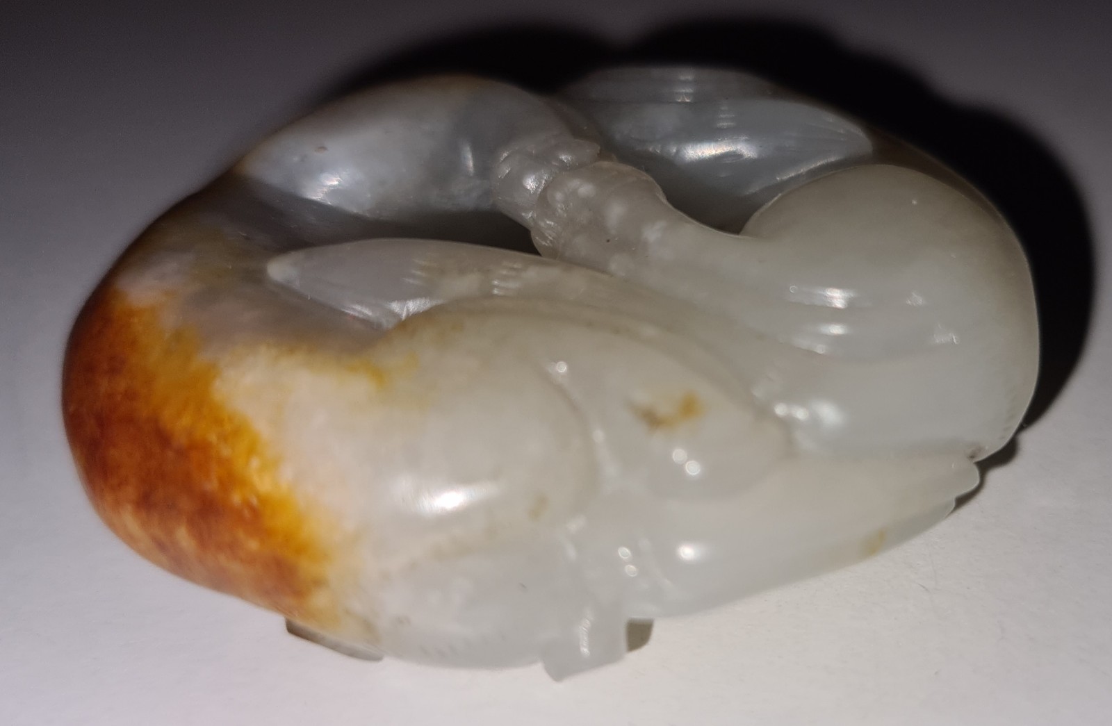 Chinese Carved Jade Pebble Pendant – Qing Dynasty – Mythical Beasts – 50g – 5cm