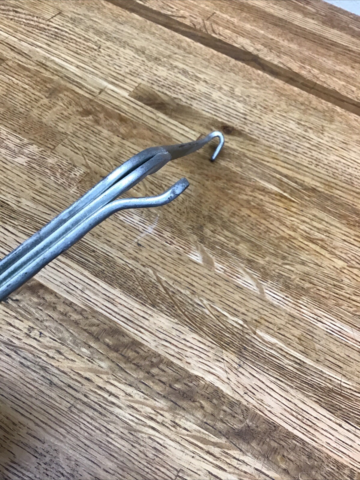 Flex Drill Bit Placement Tool, Auger Drill Bit Installation Bracket