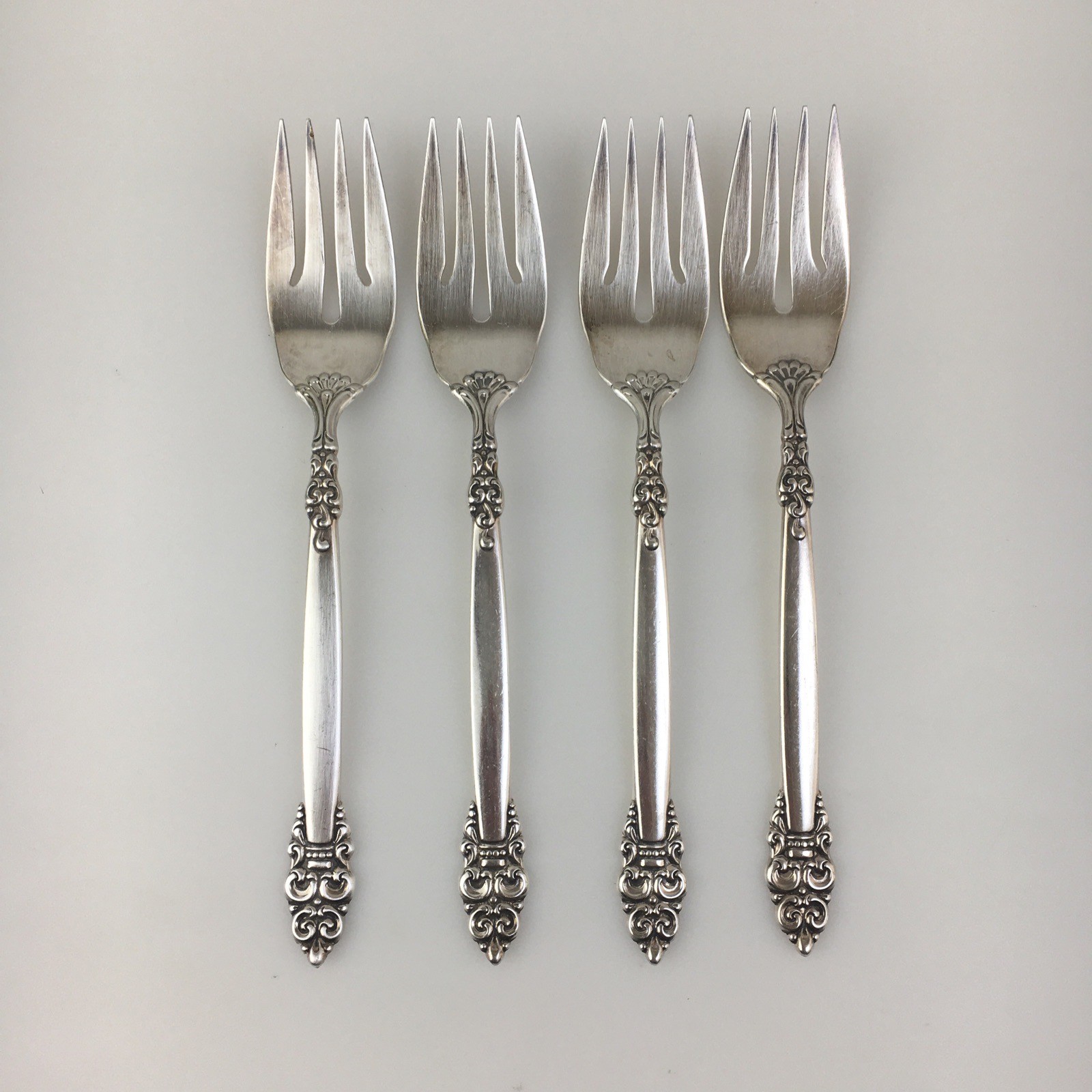Salad Forks SPANISH CROWN Oneida Community Silverplate Vtg 70s 4pc