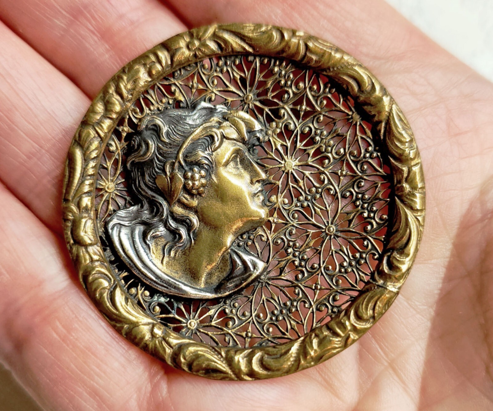 Antique Extra Large Pierced Brass Art Nouveau Female Picture Button ~ 1-13/16″