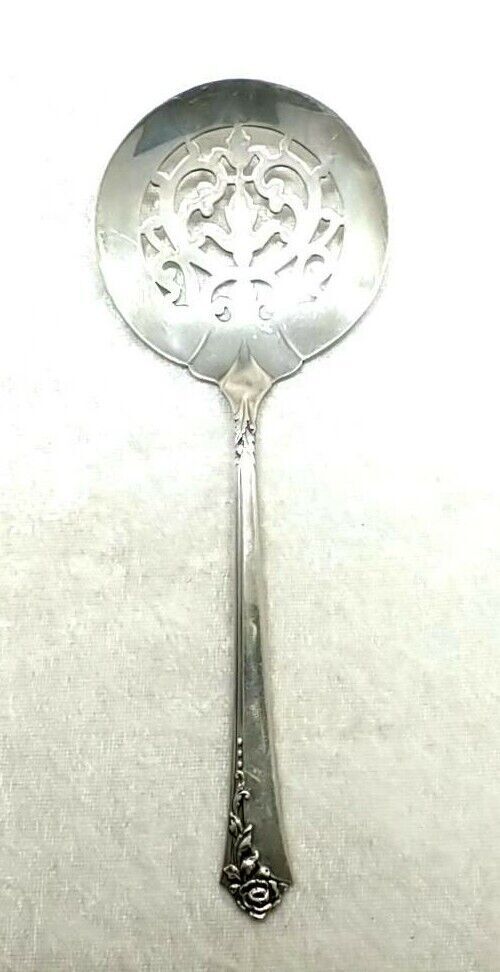 Heirloom (ONEIDA) Sterling Damask Rose Tomato Server Spoon No Monogram