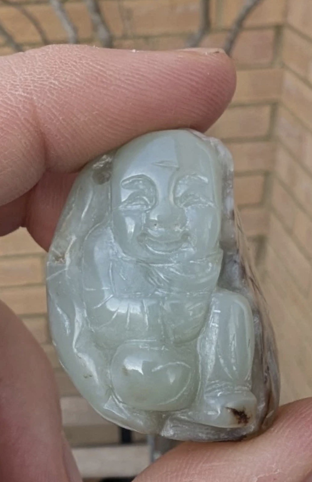 UNUSUAL CHINESE 18TH/19TH CENTURY RUSSET JADE/HARDSTONE FIGURE
