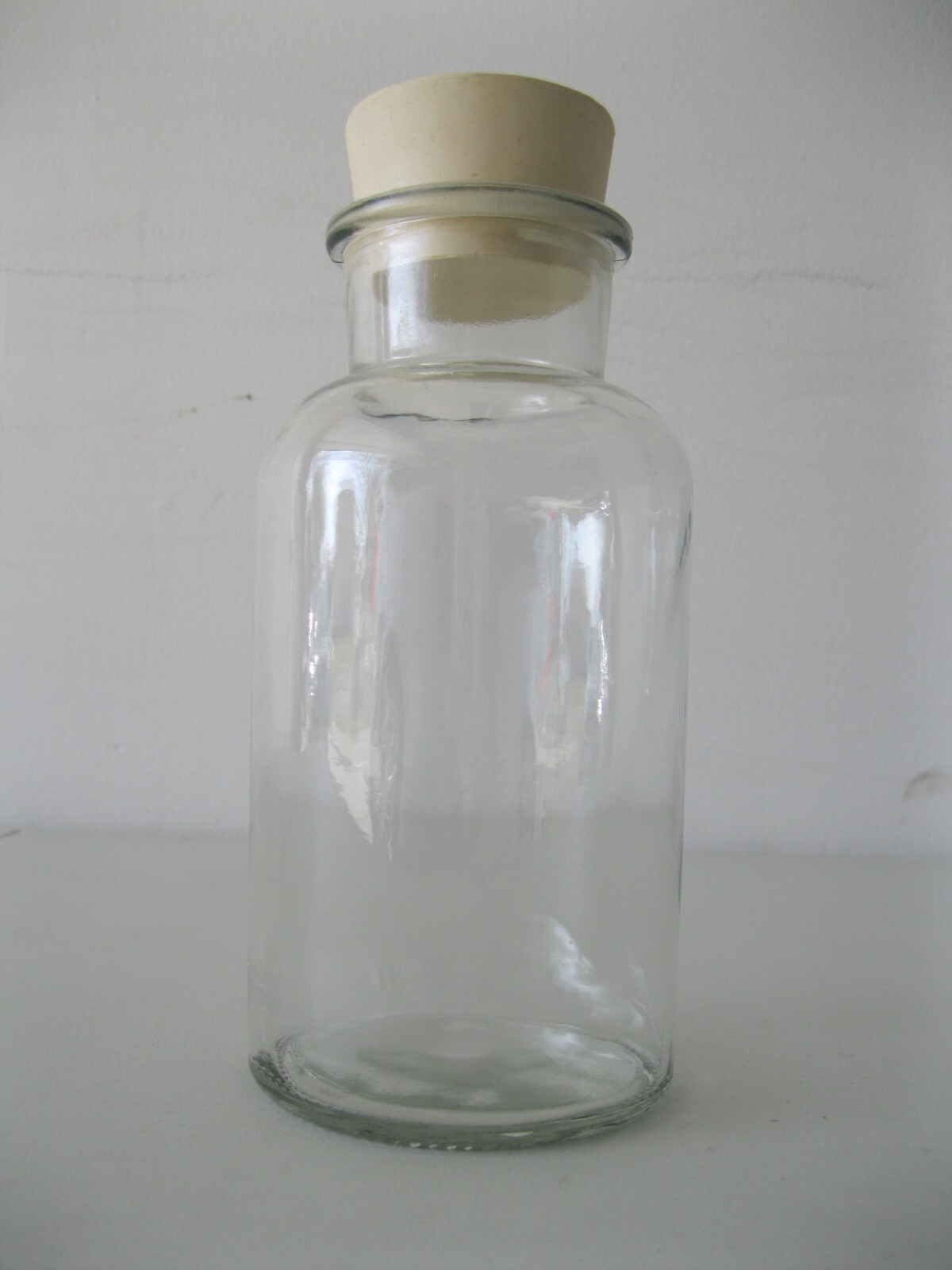 Apothecary Glass Bottle/Jar with Rubber Stopper 20oz Storage Container 6″ x 3″