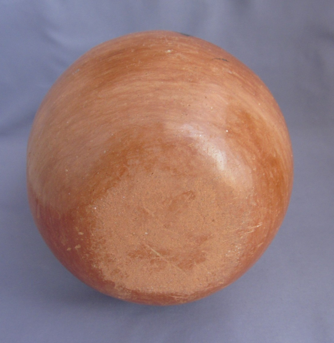 HEAVY ANTIQUE PRIMITIVE NATIVE AMERICAN PUEBLO TERRACOTTA CLAY VASE HAND PAINTED