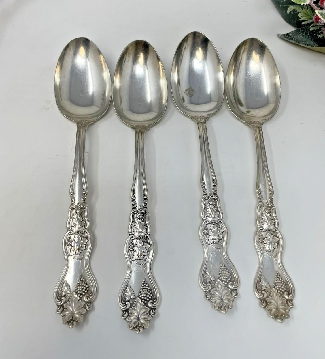 4 MOSELLE Grape and Leaf Table Spoons American Silver Co 1906-1956 Silverplate