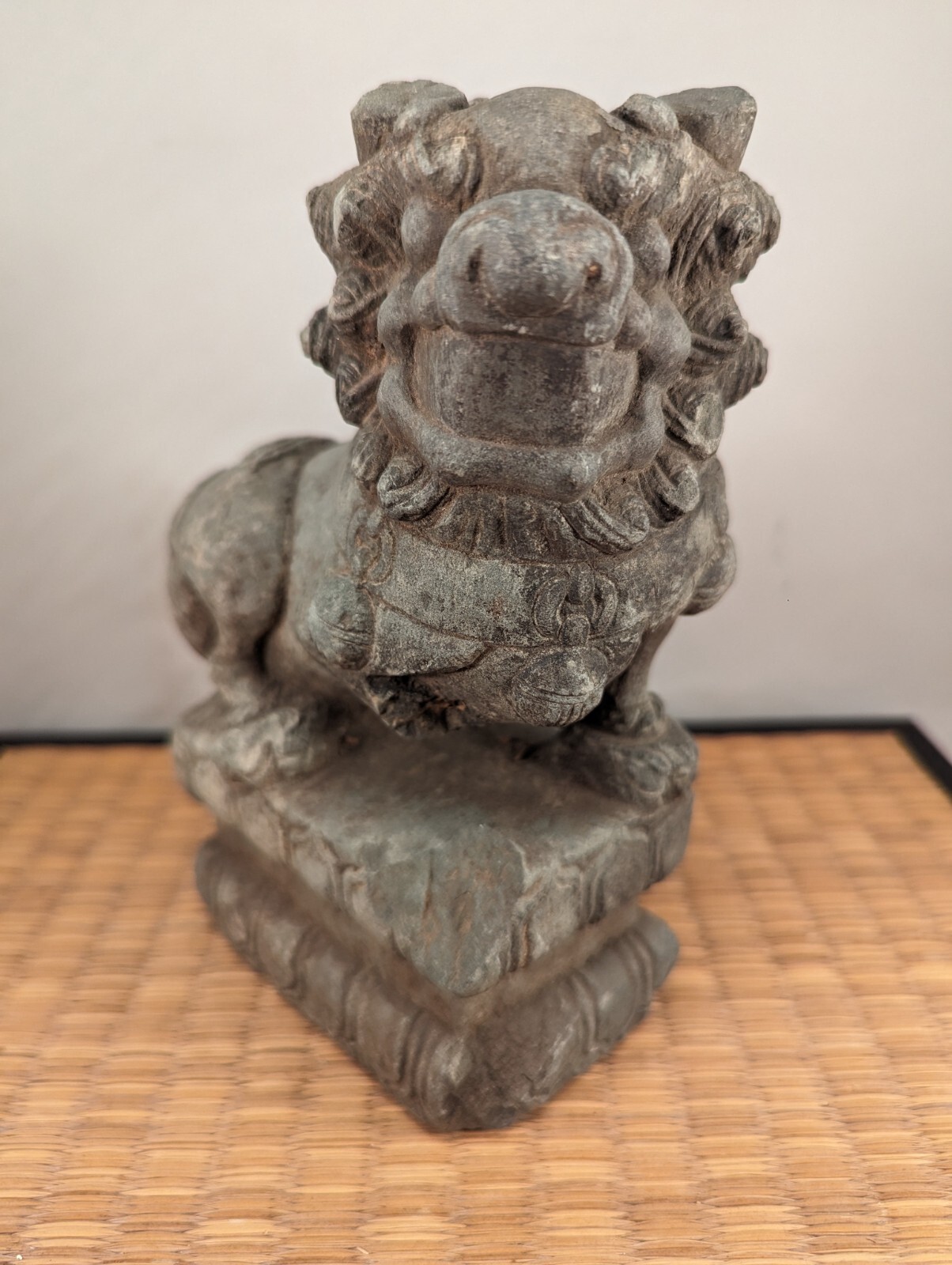 Antique Chinese Green Stone Guardian Lion Temple ShiShi Singha Komainu China