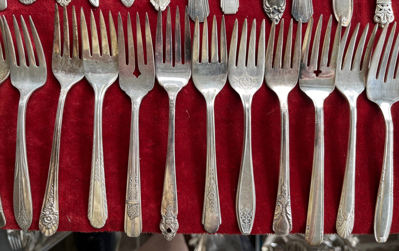 Vtg. Silverplate Flatware Salad Fork Lot of 100 Craft Repurpose