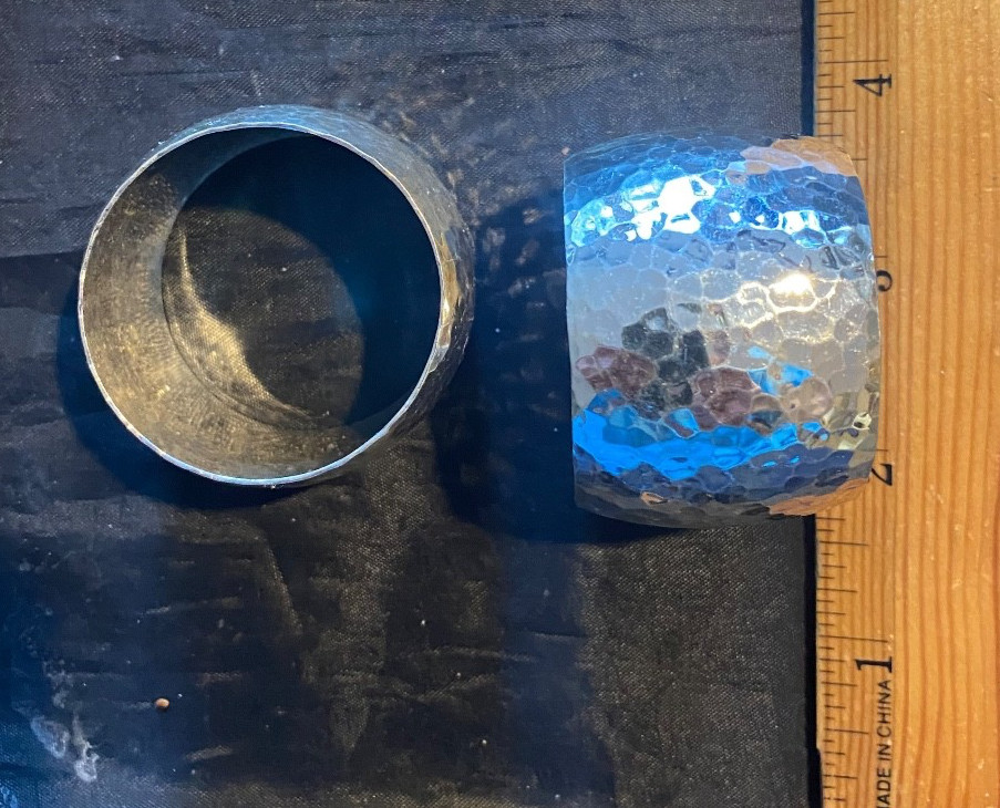 1 STERLING SILVER NAPKIN RING 1960’S ring is 1 1/8″ in width HAND HAMMERED