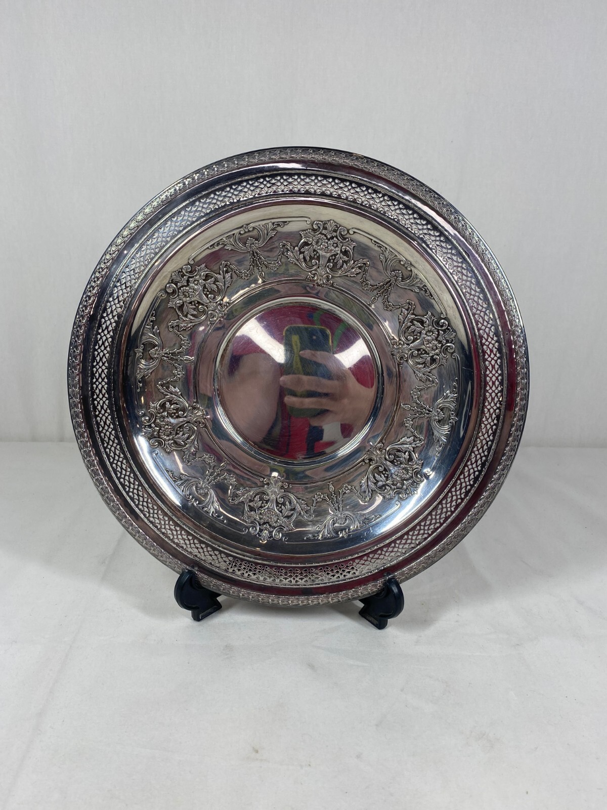 International Silver Company Floral Round Perforated Platter Tray #4281 Rare CR4