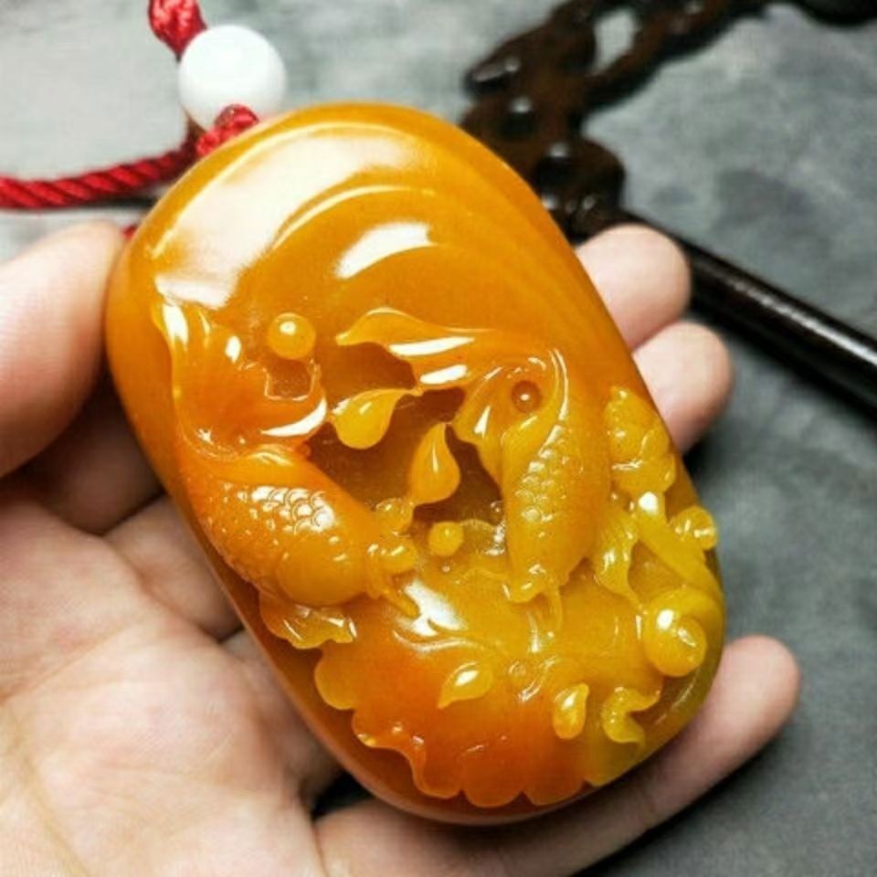 Chinese Antique Huanglong Jade Carved Goldfish Swimming Pendant