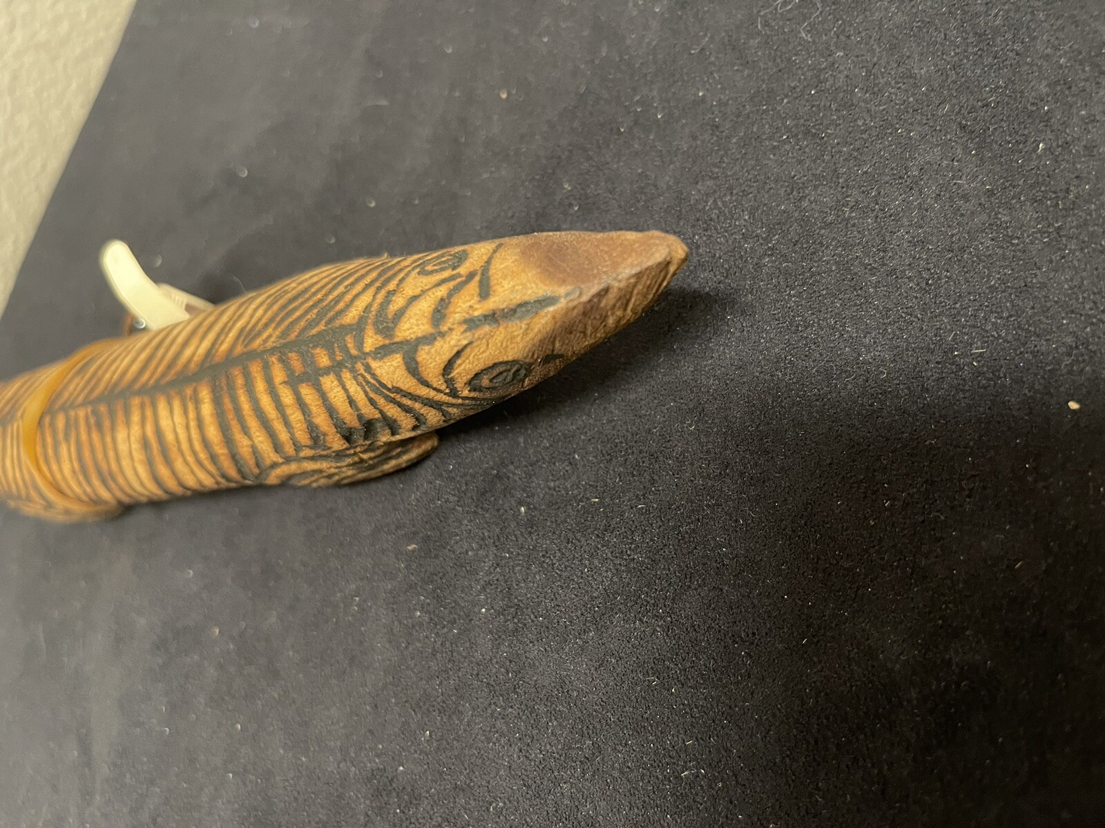 VTG Australia Aboriginal Carved Timber Lizard Wire Burn Art GOANNA