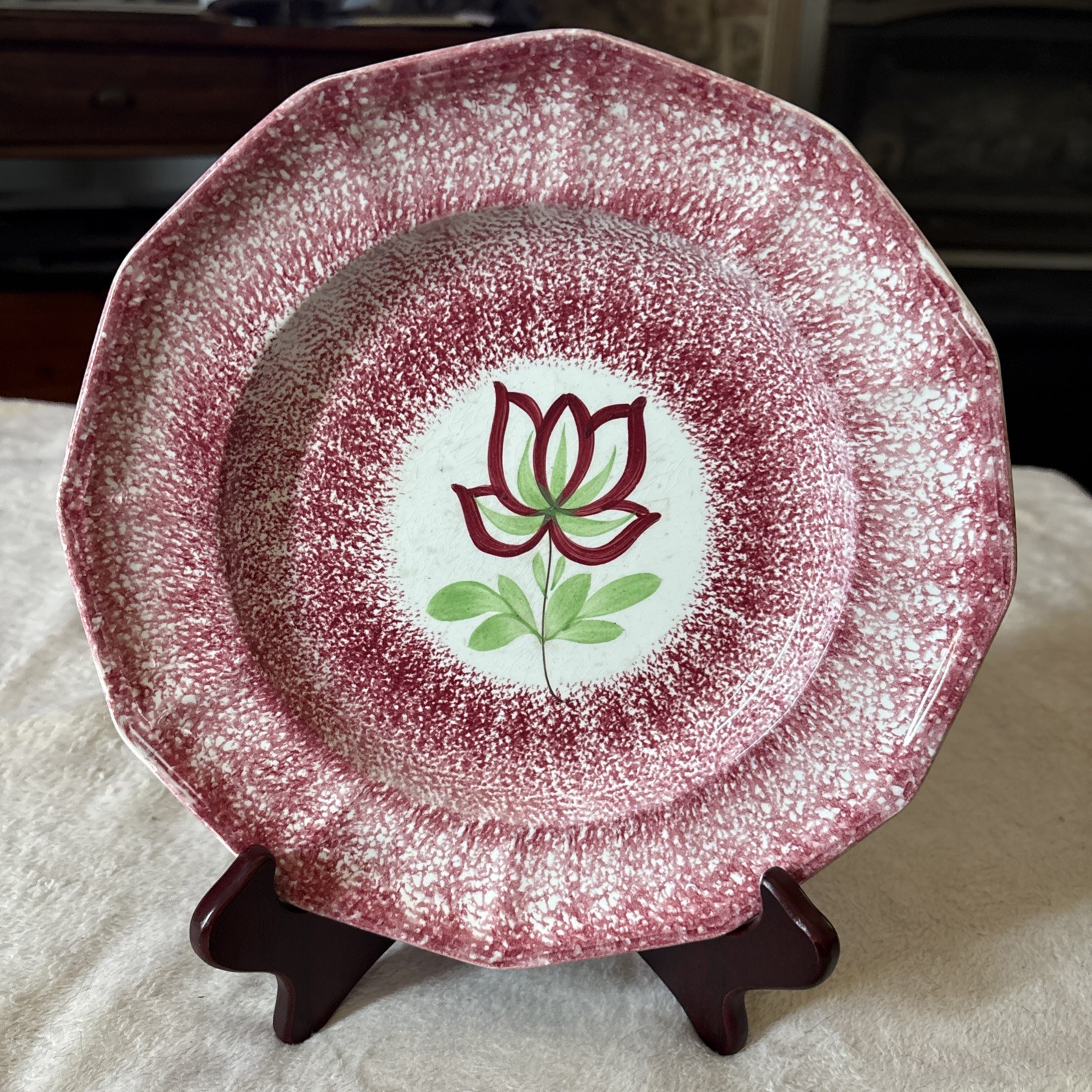 Antique Spatter Spongeware RED TULIP PLATE Stoneware
